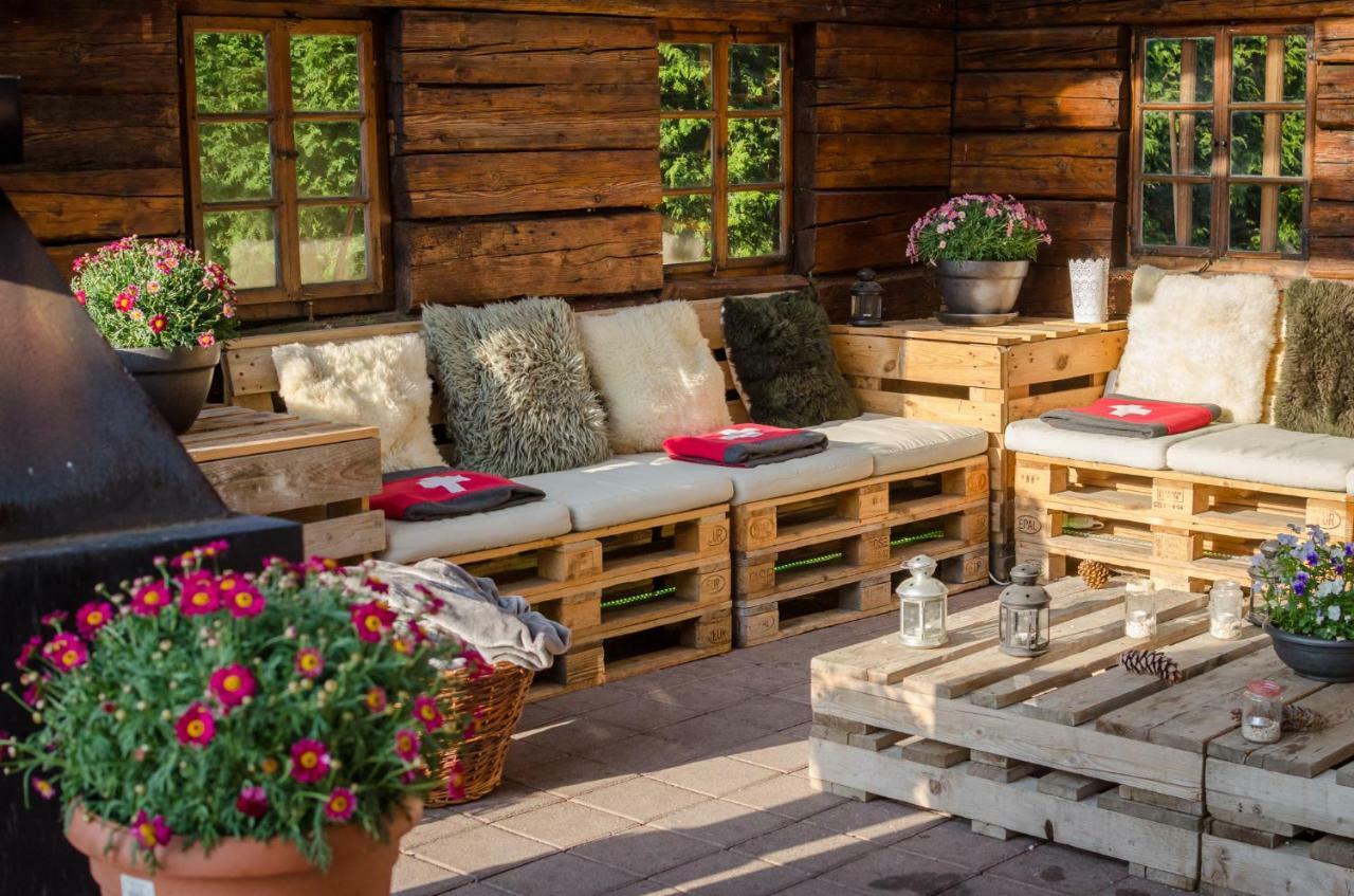 شاتو دو Family B&B Le Vieux Chalet المظهر الخارجي الصورة